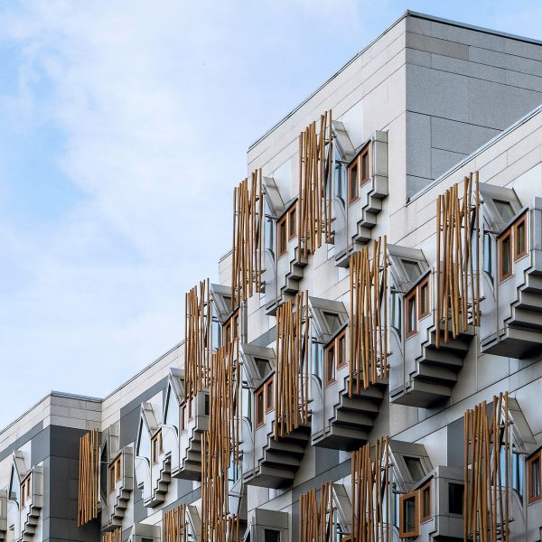 scottish-parliament-building-1738680_1920