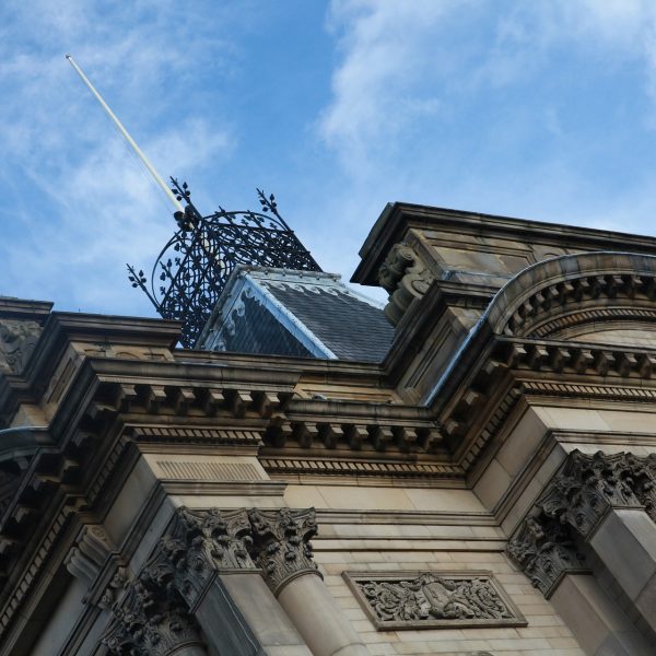 town-hall-667409_1920